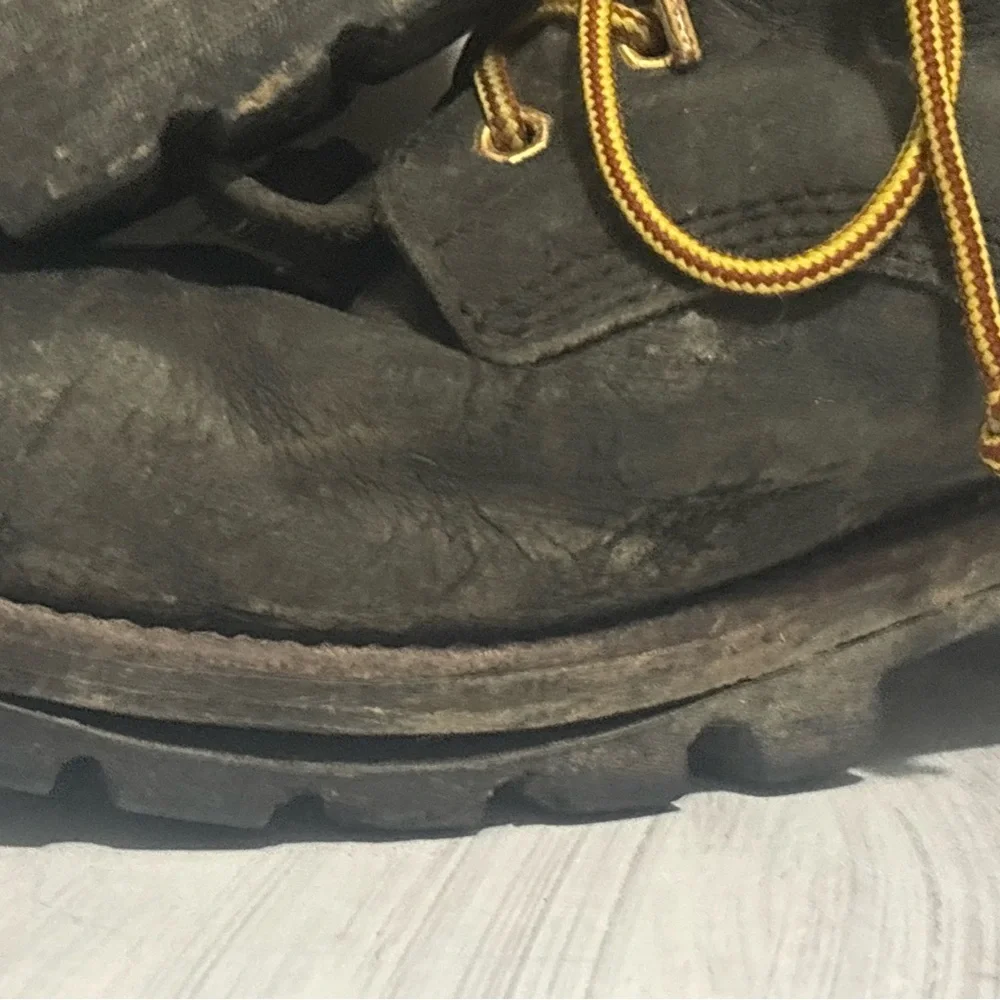 Chippewa Mens 9.5 Black Paladin Logger Boots Leather‎ Waterproof 73050 Vibram